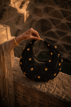 Noir Éclat Moon Bag