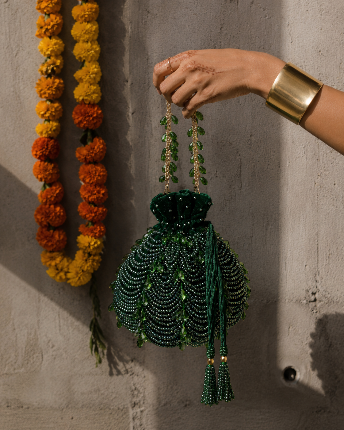 Étoile Pearl Potli (Green)