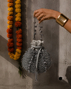 Étoile Pearl Potli (Grey)